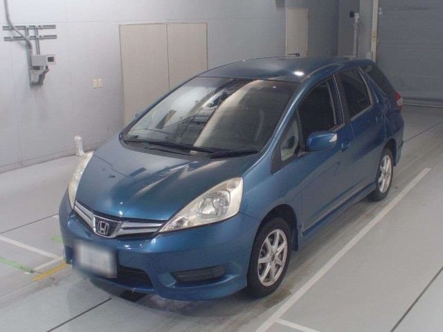 30465 Honda Fit shuttle GG8 2011 г. (CAA Chubu)